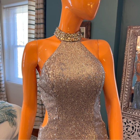 FAVIANA Sequin Halter Gown - Picture 5 of 16